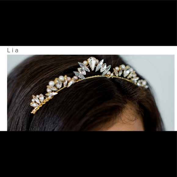 Bridal Tiara from Emma Katzka - Lia main image 5